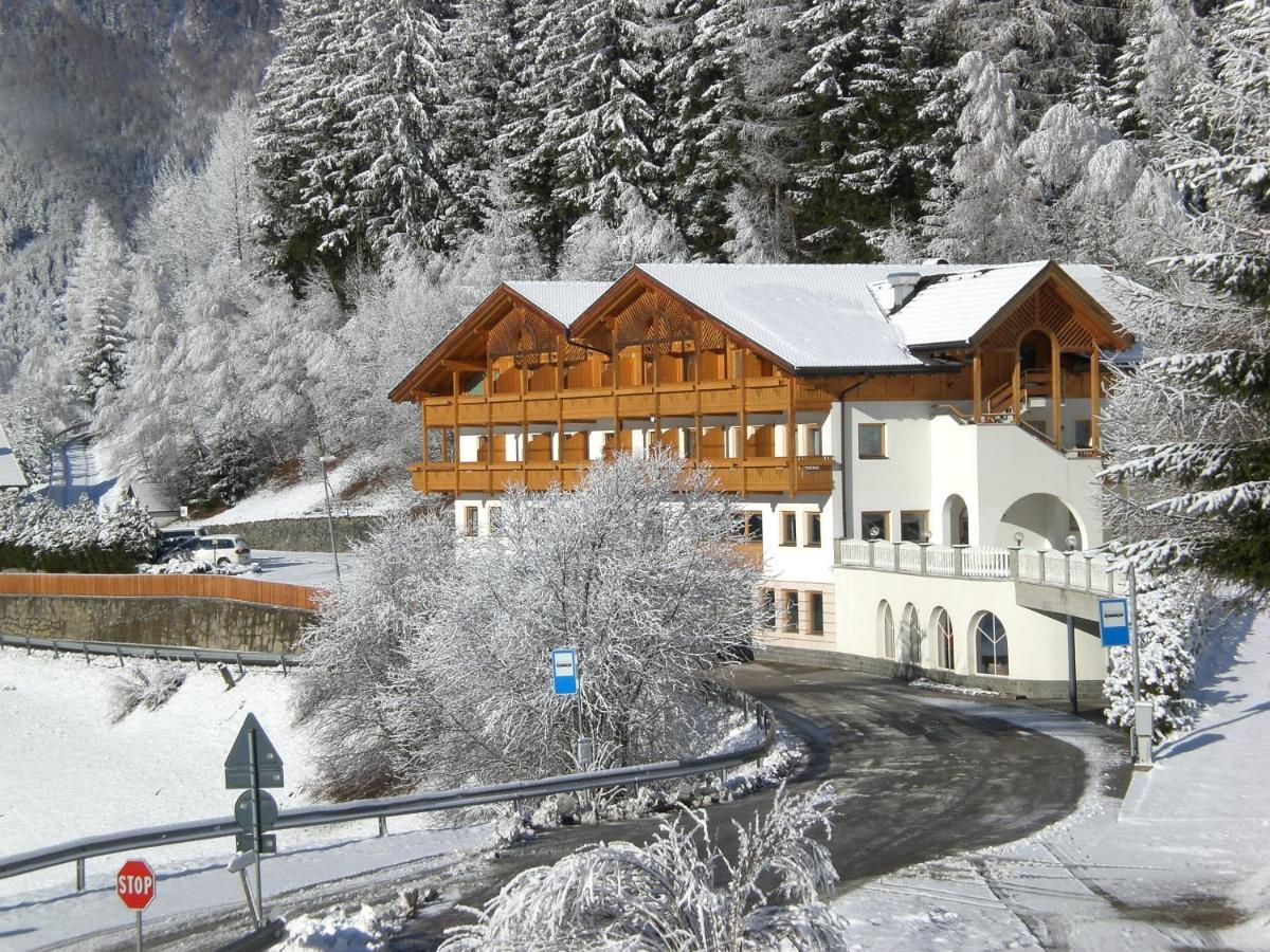 Hotel Kranebitt Val di Vizze Εξωτερικό φωτογραφία
