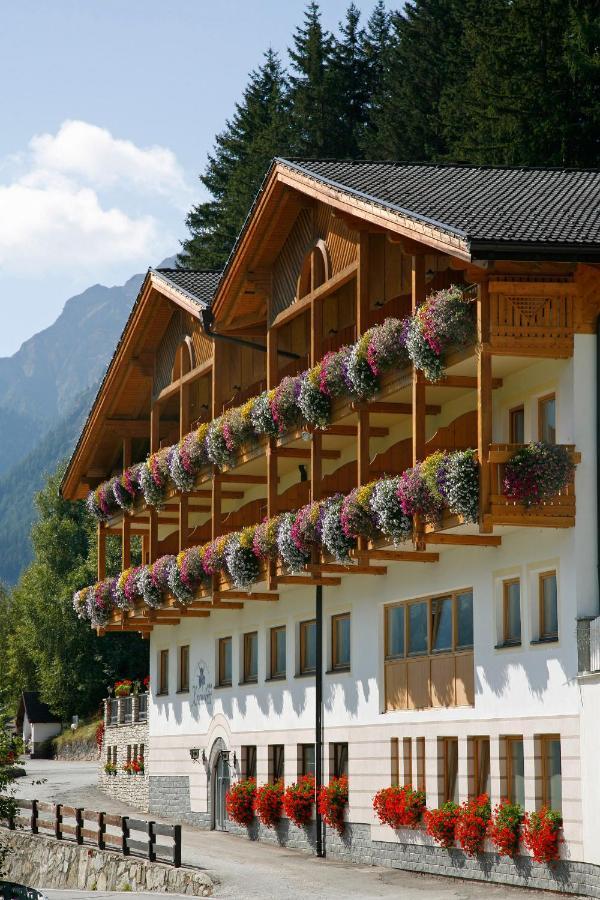 Hotel Kranebitt Val di Vizze Εξωτερικό φωτογραφία